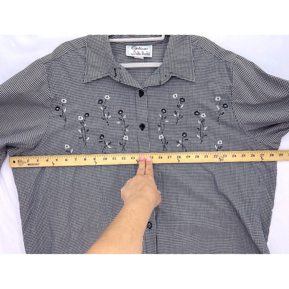 Vintage 90s Delta Burke Black White Gingham Floral Embroidered Button Up 3X Top - Picture 5 of 9